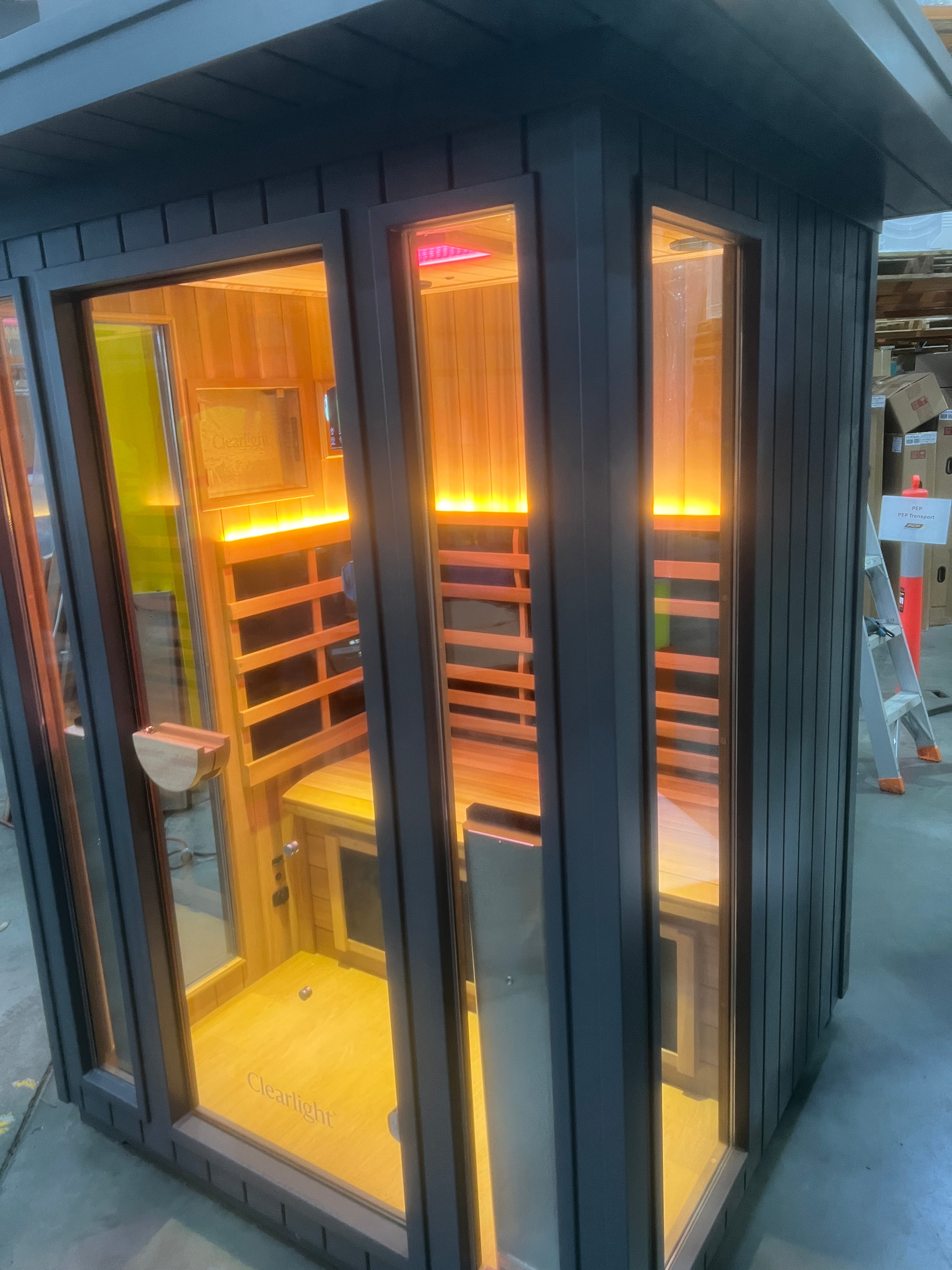 CLEARANCE | Sanctuary Outdoor 2 Person Sauna | Damaged
