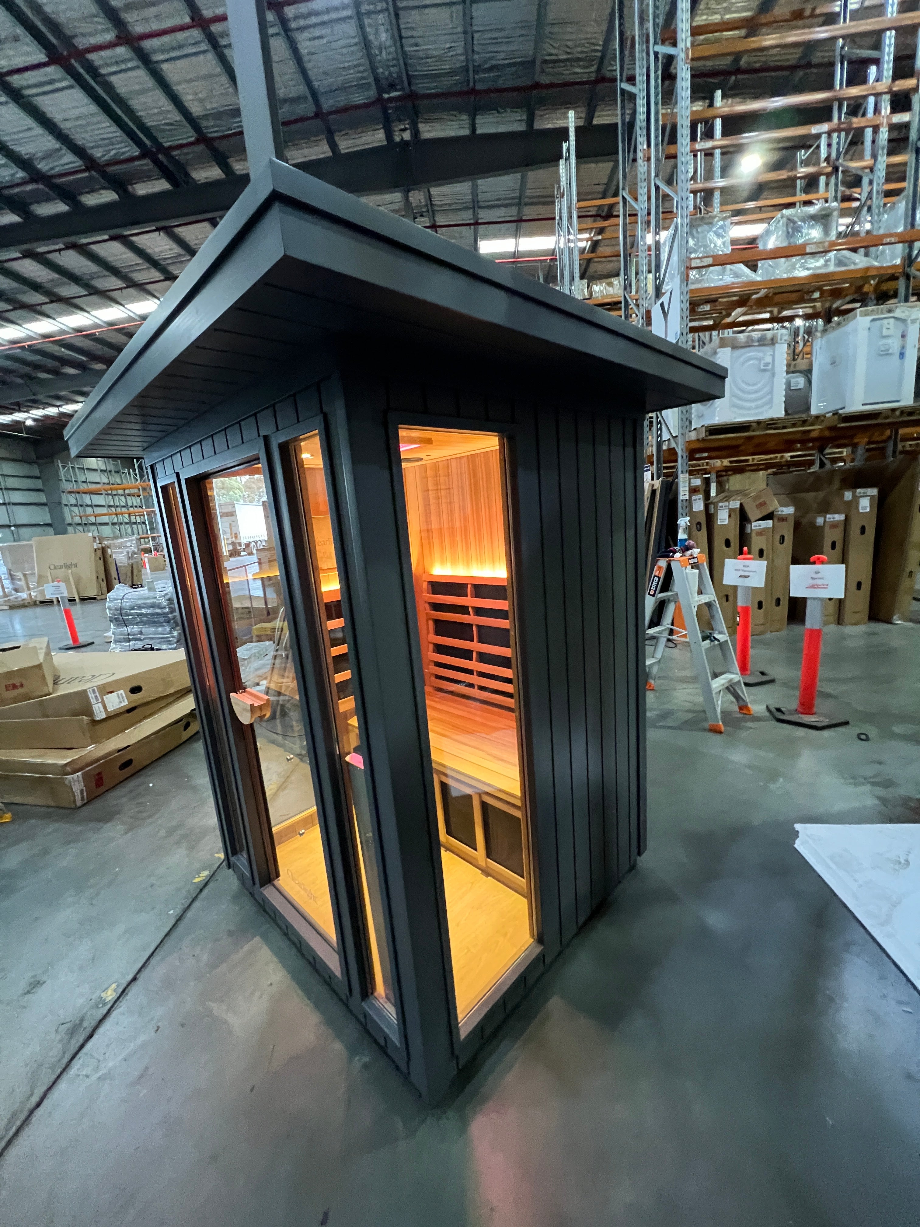 CLEARANCE | Sanctuary Outdoor 2 Person Sauna | Damaged