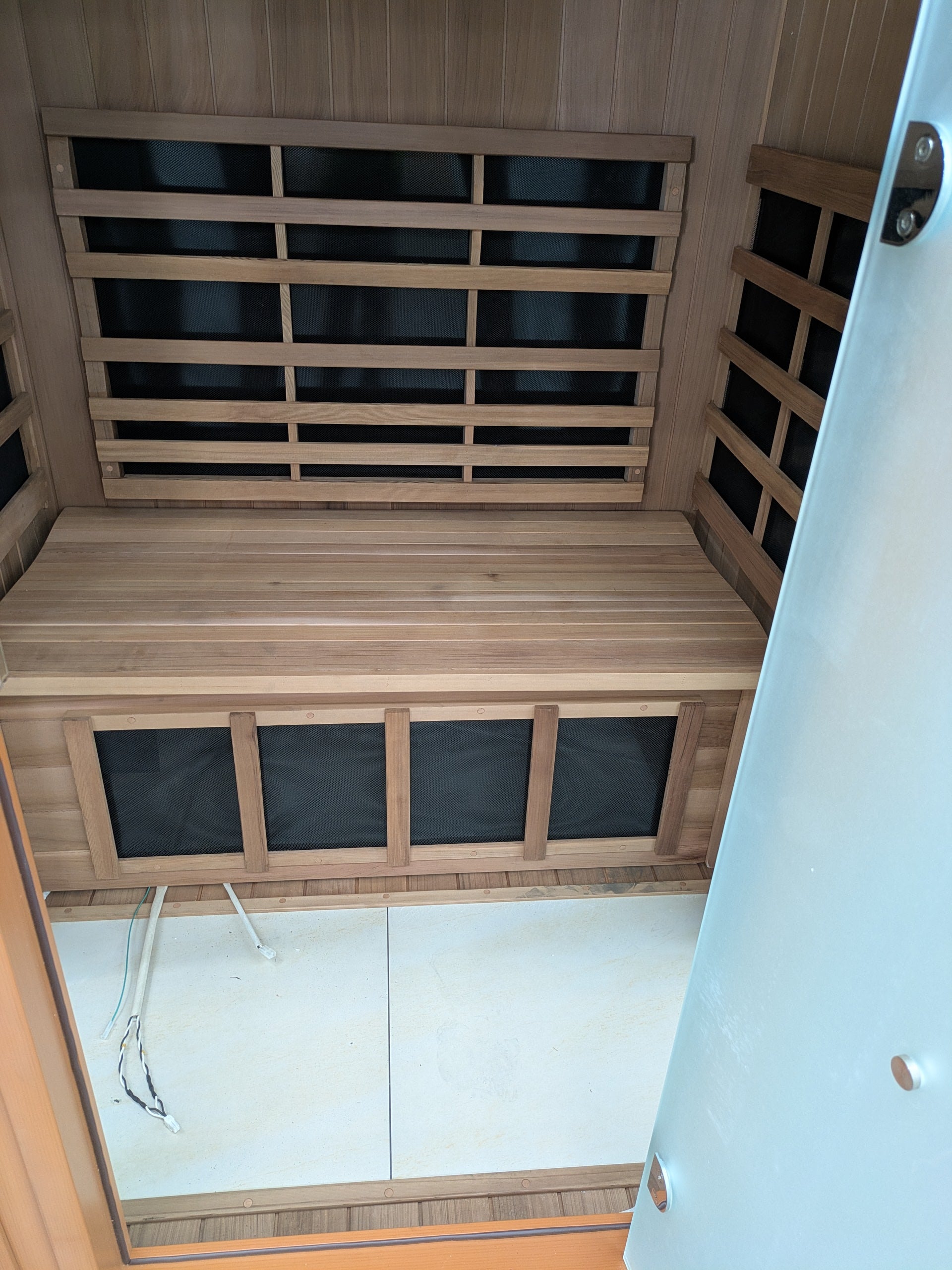 CLEARANCE | Sanctuary Outdoor 2 Person Sauna | Damaged